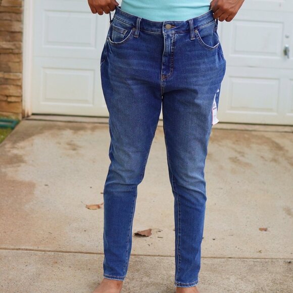 Time & Tru NEW High-Rise Curvy Skinny Jeans | Women's Size 14 Petite - Picture 1 of 13